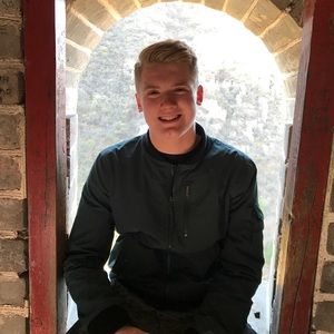 Meet your Posher, Hunter